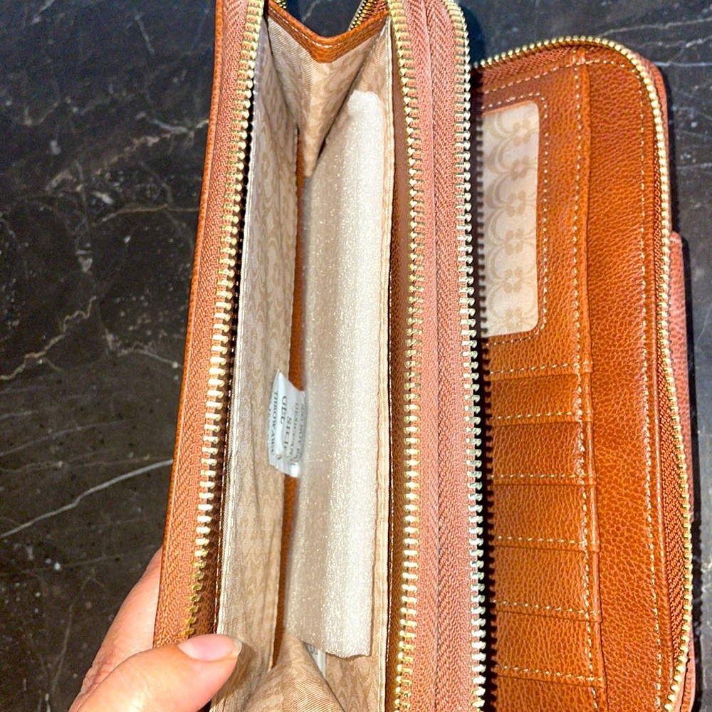 Charming Charlie Wallet - Picture 7 of 7